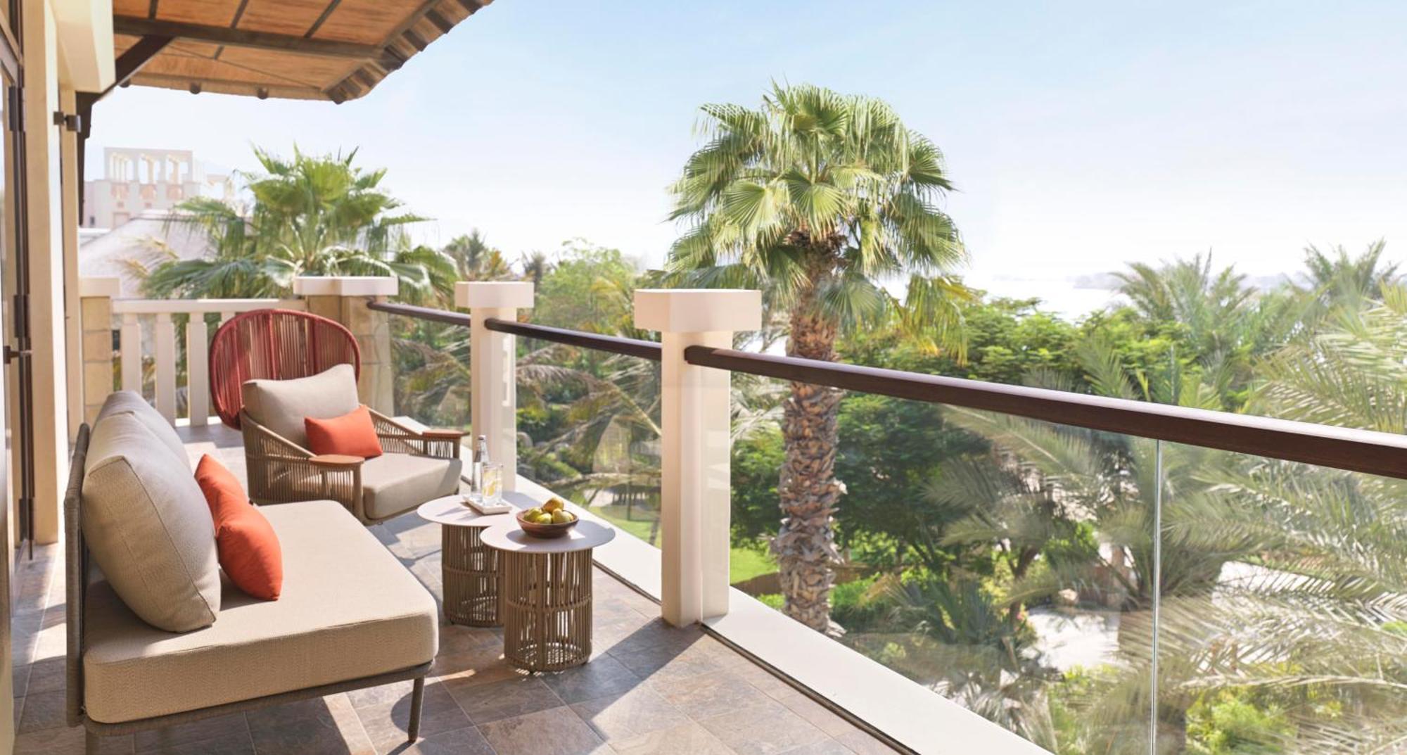 Sofitel The Palm & Курортний комплекс