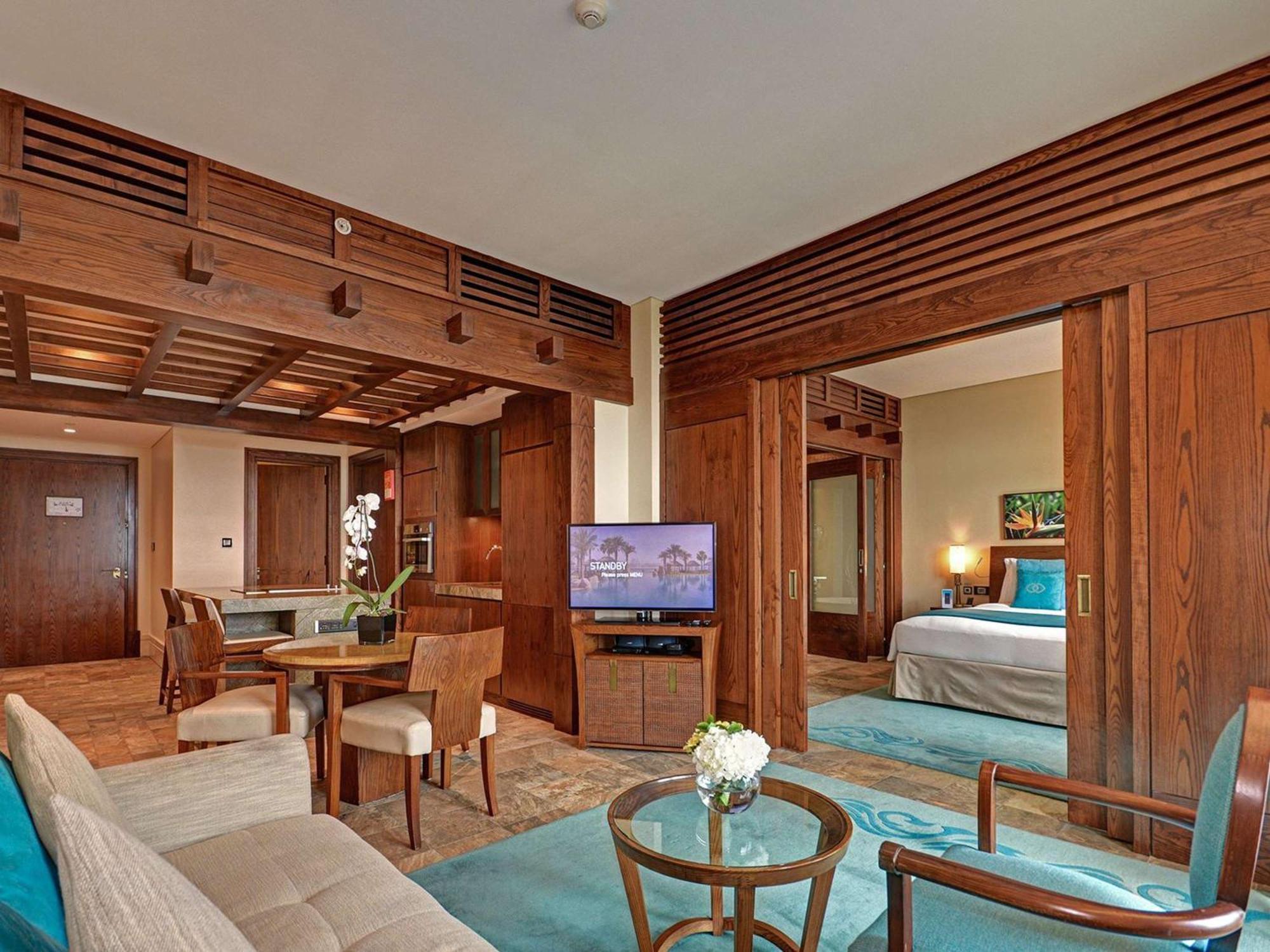 Курортний комплекс Sofitel The Palm & 5*