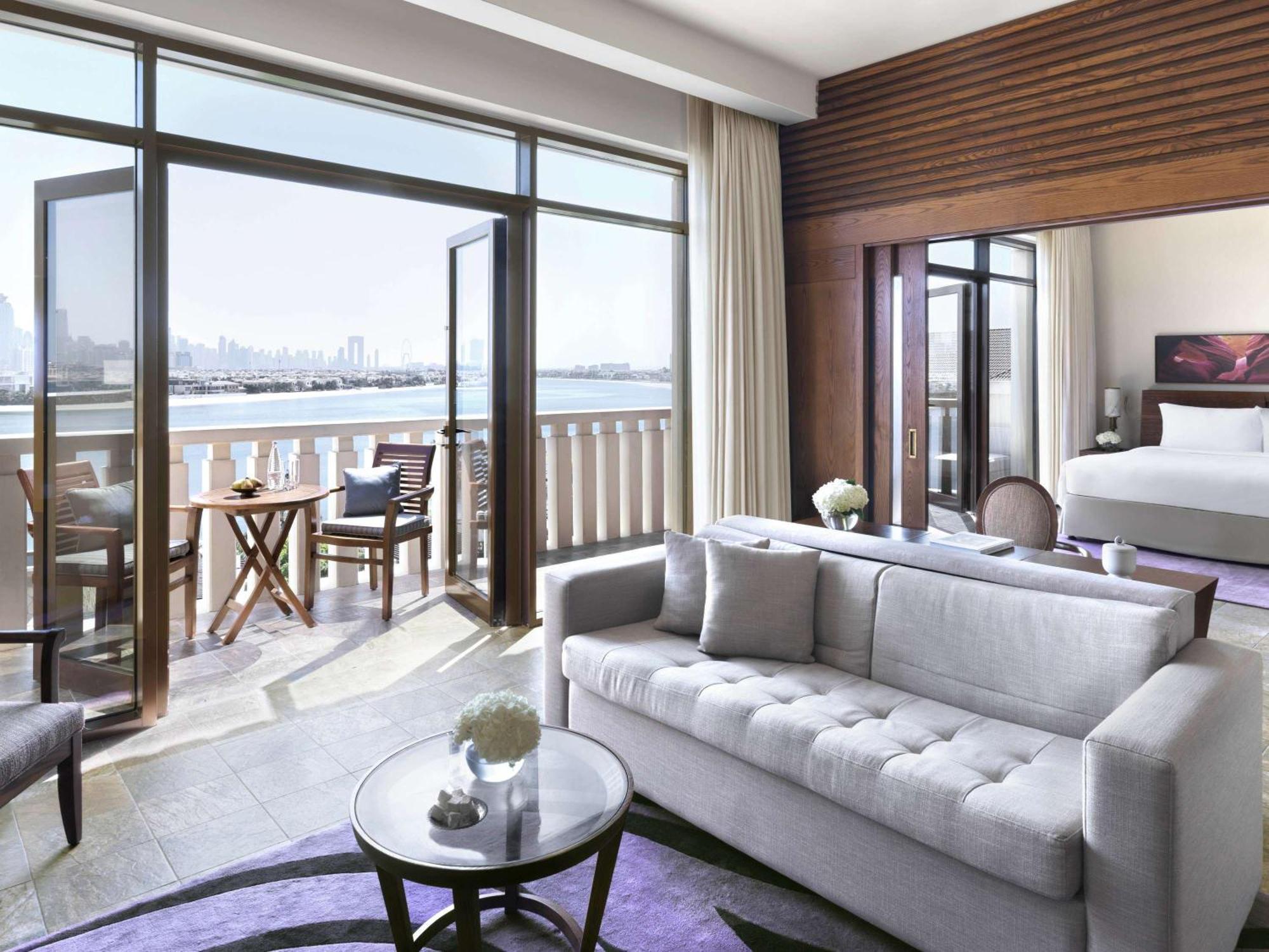 Курортний комплекс Sofitel The Palm &