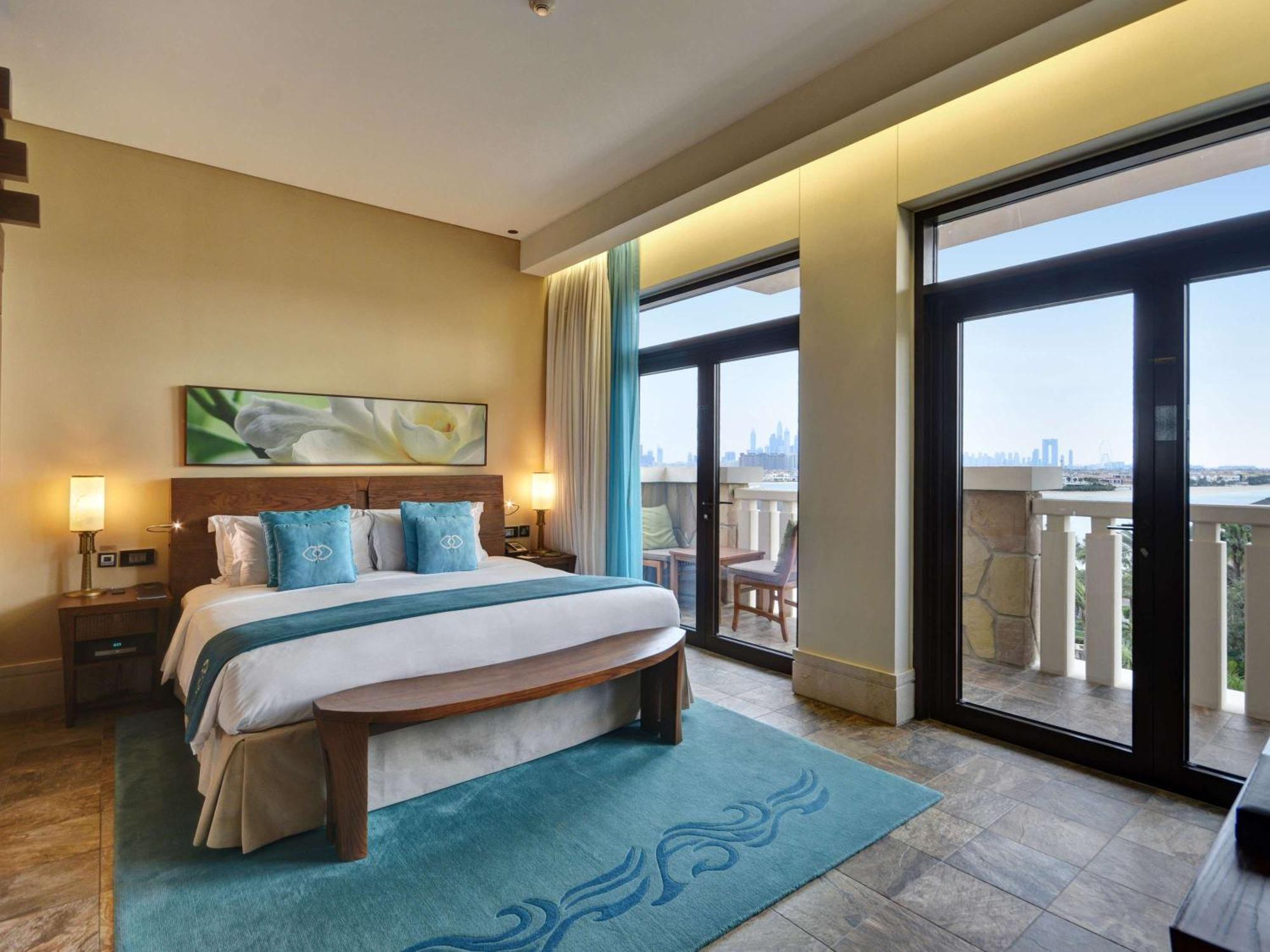 Sofitel The Palm & Курортний комплекс Дубай