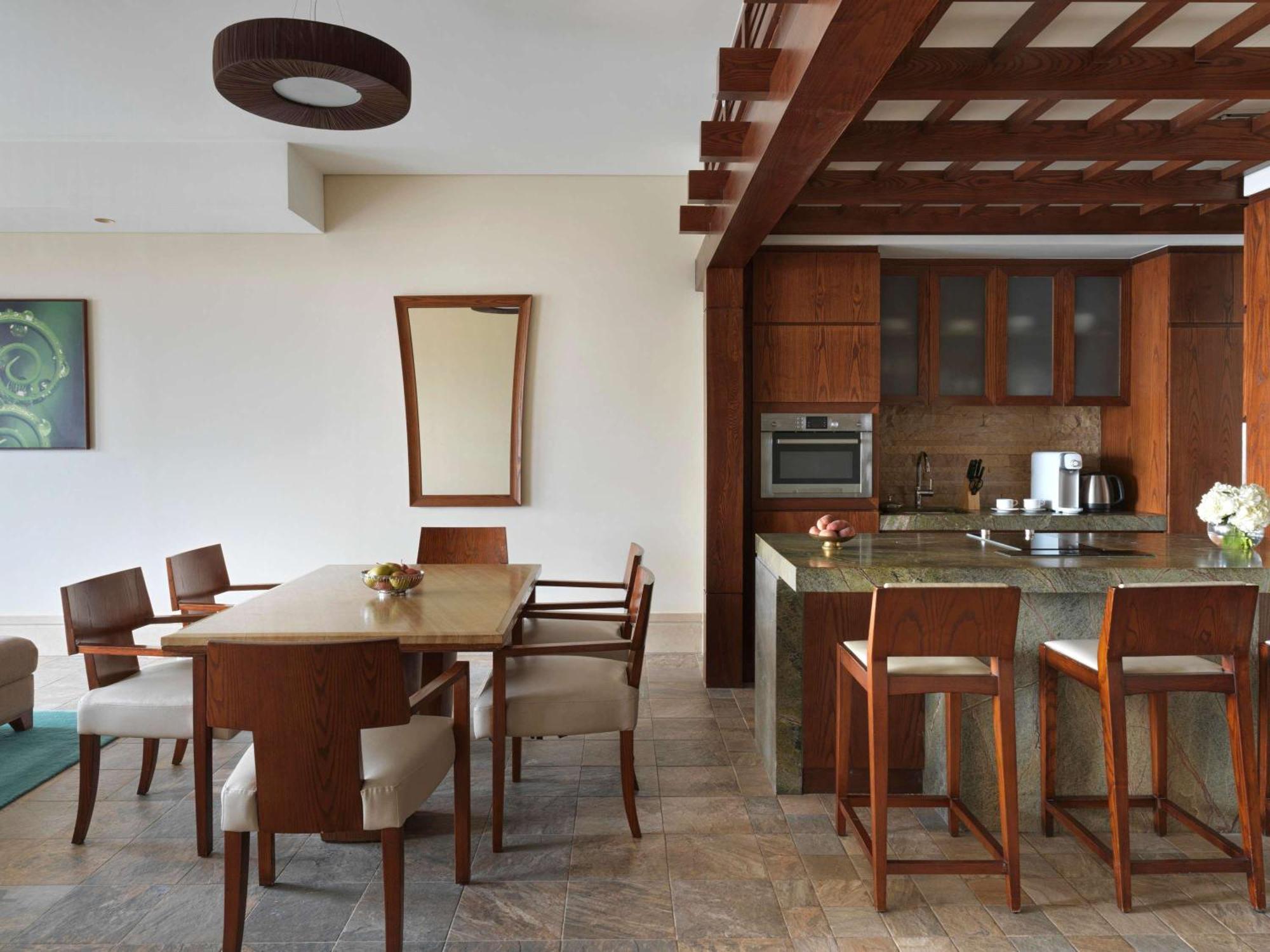 Sofitel The Palm & Курортний комплекс Дубай